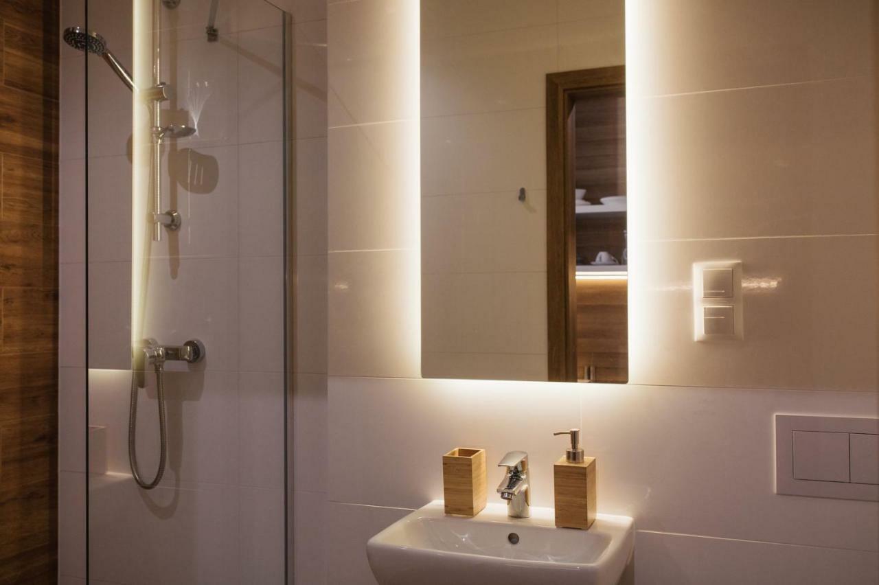 Apartment Szaron 250 M Do Kortow Tenisowych I Bulwarow Wislanych - Dream *
